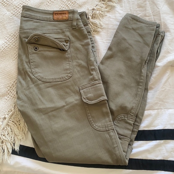 GUESS Cargo Pants - Picture 1 of 6
